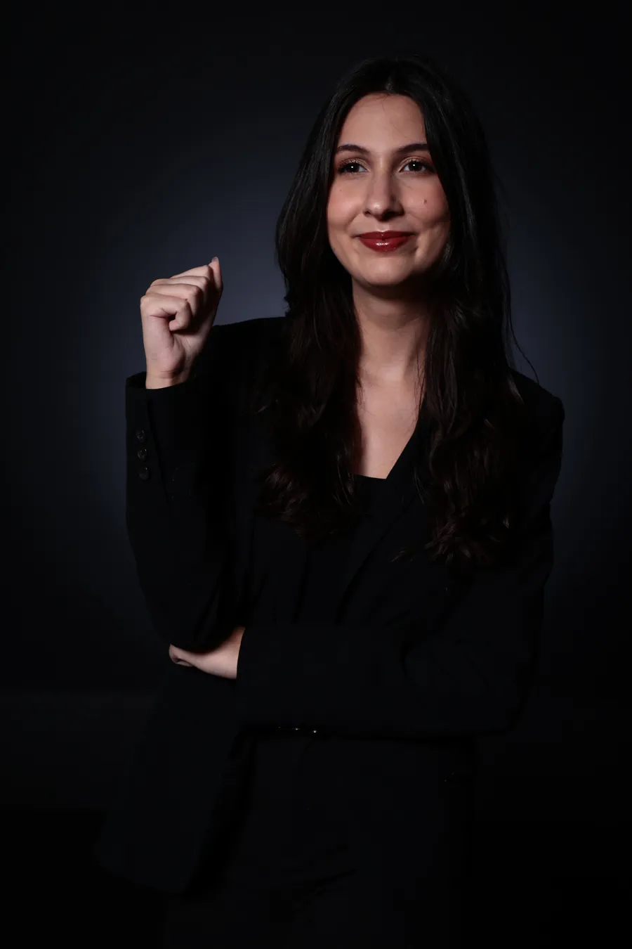 Luana Bortolan sorrindo